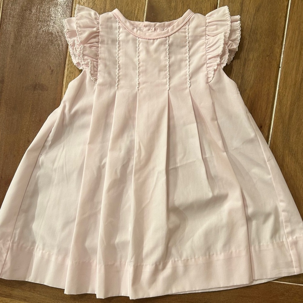 PA CLASSICS Soft Pink Pleated Flutter Sleeved‎ Dress . 6months.